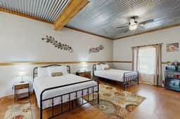 Historic Rocky Hill - Tempranillo Suite - Image 3