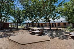 Historic Rocky Hill - Tempranillo Suite - Image 2