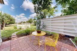 Cosmos Corner House - Image 3