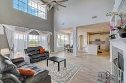 Hill Country Haven - Image 4
