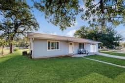 Belaire Bungalow - Image 4