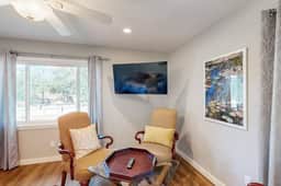Belaire Bungalow - Image 5