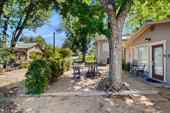 Travis Street - Travis Cottage - Image 3