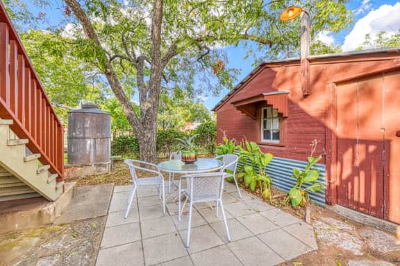 Cosmos Cottage - Image 3