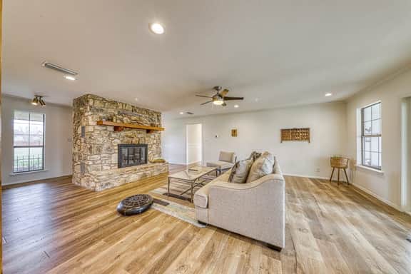 Riverfront Oasis - Image 4