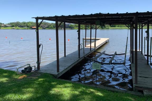 Sunny Days Lake Retreat - Image 2