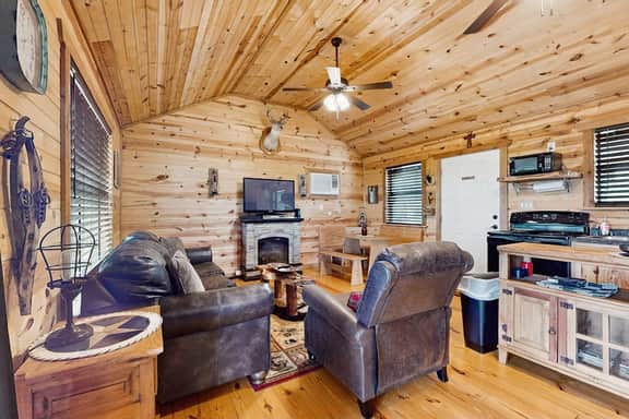 River's SkyView Lodge - Image 3