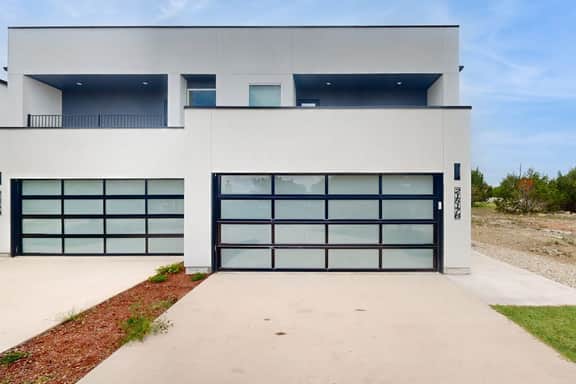 Lago Vista Hideaway - Image 2