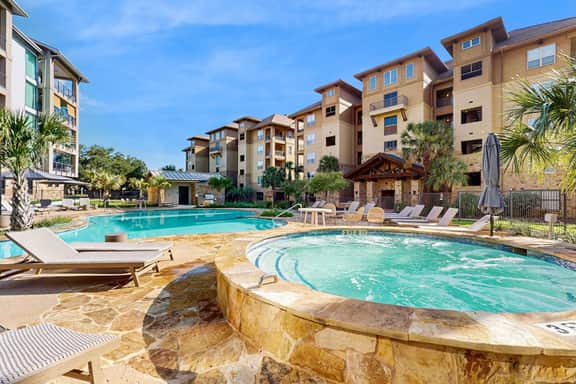 The Waters Condo Building 5 - Lakefront Oasis - Image 2