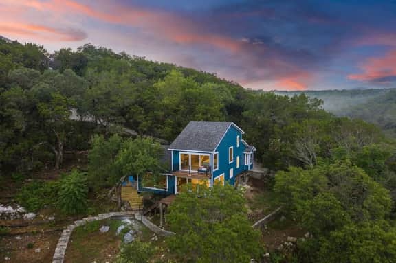 Hideaway House - Image 2