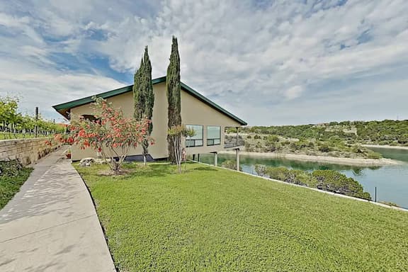 Vineyard Haus - Image 1