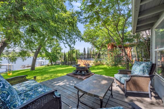 River Oaks Place - Image 1