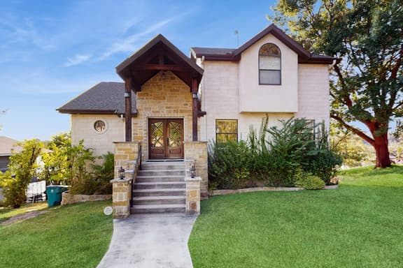 Opulent Waterfront 118B - Image 1