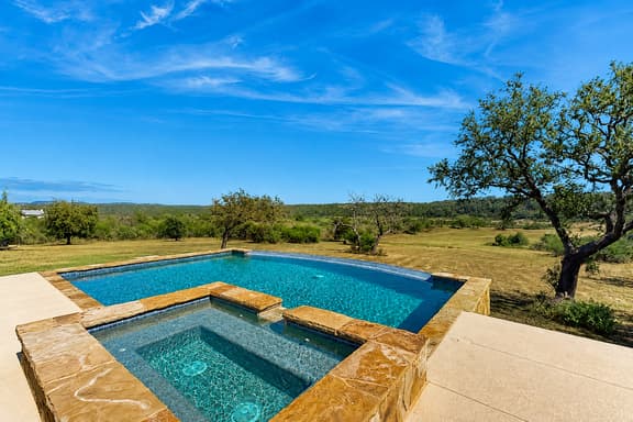Spicewood Outback - Image 1